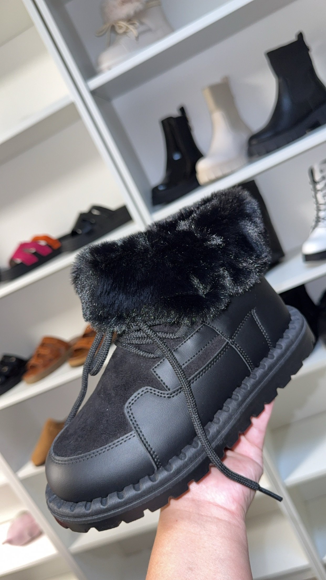 Winter Boots – Image 4